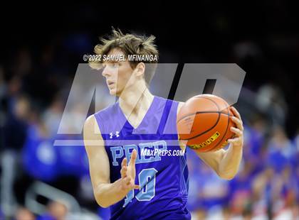 Thumbnail 3 in Creighton Prep vs. Omaha Central photogallery.