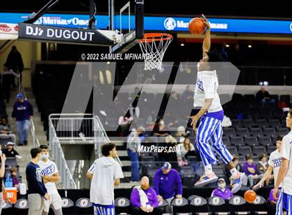 Thumbnail 2 in Creighton Prep vs. Omaha Central photogallery.