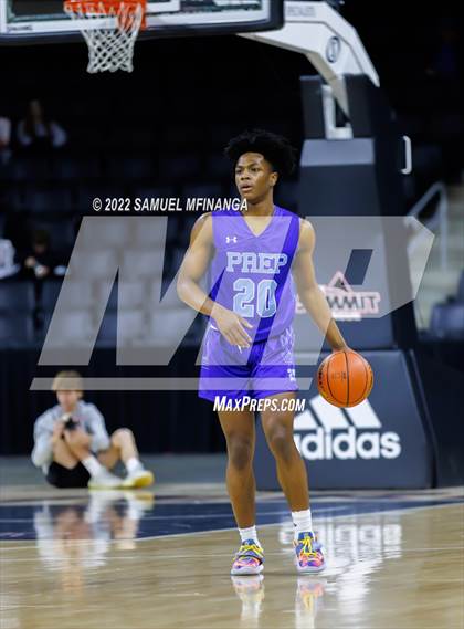 Thumbnail 2 in Creighton Prep vs. Omaha Central photogallery.
