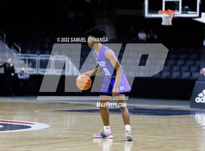 Thumbnail 2 in Creighton Prep vs. Omaha Central photogallery.
