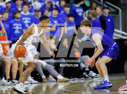 Thumbnail 3 in Creighton Prep vs. Omaha Central photogallery.