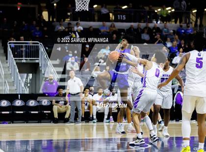 Thumbnail 1 in Creighton Prep vs. Omaha Central photogallery.