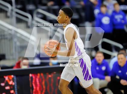 Thumbnail 3 in Creighton Prep vs. Omaha Central photogallery.