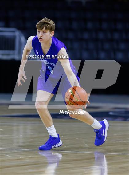 Thumbnail 1 in Creighton Prep vs. Omaha Central photogallery.