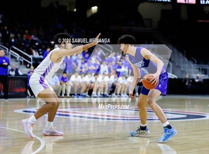 Thumbnail 1 in Creighton Prep vs. Omaha Central photogallery.