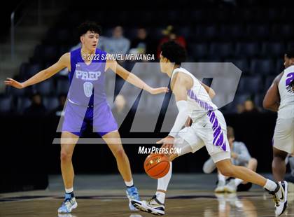 Thumbnail 2 in Creighton Prep vs. Omaha Central photogallery.
