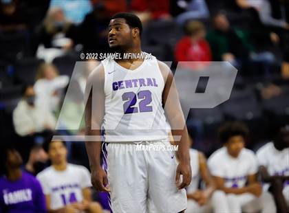Thumbnail 3 in Creighton Prep vs. Omaha Central photogallery.