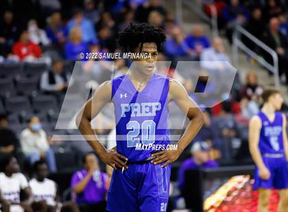 Thumbnail 1 in Creighton Prep vs. Omaha Central photogallery.
