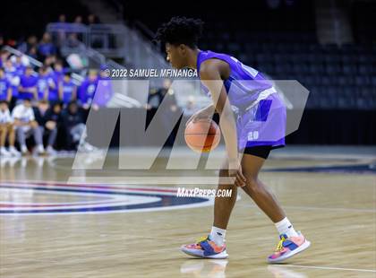 Thumbnail 3 in Creighton Prep vs. Omaha Central photogallery.