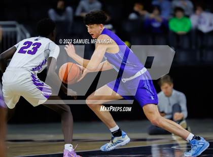 Thumbnail 3 in Creighton Prep vs. Omaha Central photogallery.