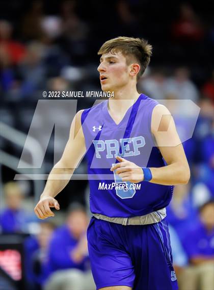 Thumbnail 3 in Creighton Prep vs. Omaha Central photogallery.