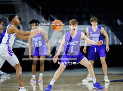 Thumbnail 1 in Creighton Prep vs. Omaha Central photogallery.