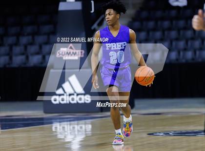 Thumbnail 3 in Creighton Prep vs. Omaha Central photogallery.