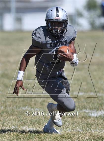 Thumbnail 2 in Benedictine @ Buchtel photogallery.