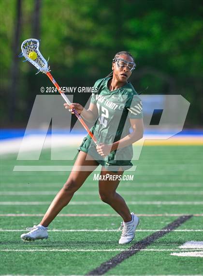 Thumbnail 2 in Blessed Trinity @ Chattahoochee photogallery.