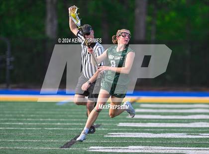 Thumbnail 2 in Blessed Trinity @ Chattahoochee photogallery.