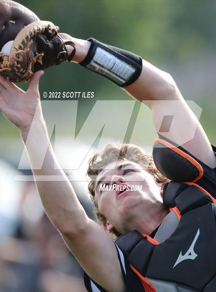 Thumbnail 3 in Amanda-Clearcreek vs Fredericktown (OHSAA D3 District Final) photogallery.