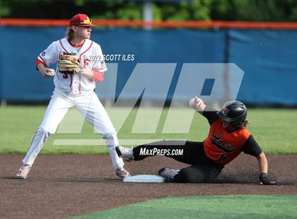 Thumbnail 1 in Amanda-Clearcreek vs Fredericktown (OHSAA D3 District Final) photogallery.