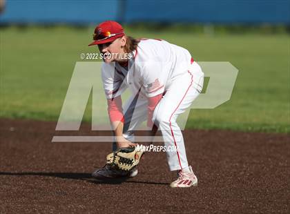 Thumbnail 2 in Amanda-Clearcreek vs Fredericktown (OHSAA D3 District Final) photogallery.