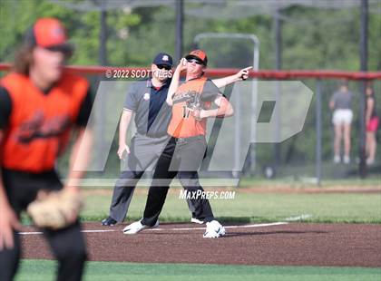 Thumbnail 2 in Amanda-Clearcreek vs Fredericktown (OHSAA D3 District Final) photogallery.