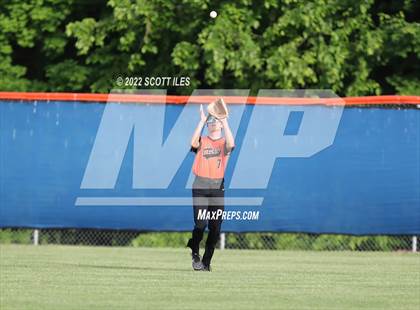 Thumbnail 1 in Amanda-Clearcreek vs Fredericktown (OHSAA D3 District Final) photogallery.