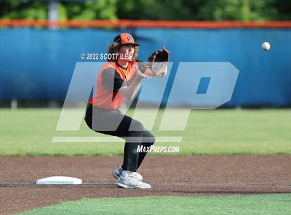 Thumbnail 2 in Amanda-Clearcreek vs Fredericktown (OHSAA D3 District Final) photogallery.