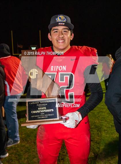 Thumbnail 1 in Ripon vs. Highland (CIF D 4 AA California State Final) photogallery.