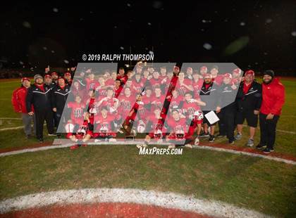 Thumbnail 2 in Ripon vs. Highland (CIF D 4 AA California State Final) photogallery.