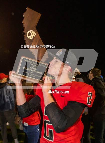 Thumbnail 1 in Ripon vs. Highland (CIF D 4 AA California State Final) photogallery.