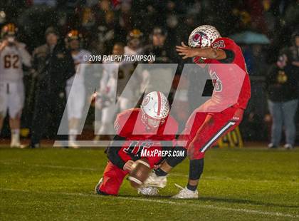 Thumbnail 1 in Ripon vs. Highland (CIF D 4 AA California State Final) photogallery.