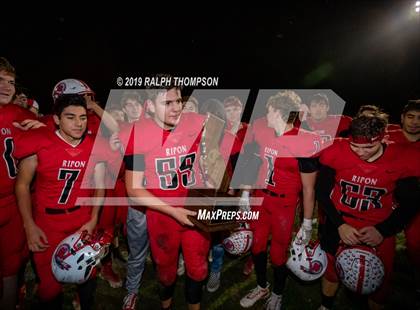 Thumbnail 1 in Ripon vs. Highland (CIF D 4 AA California State Final) photogallery.