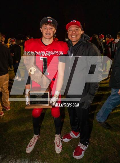 Thumbnail 2 in Ripon vs. Highland (CIF D 4 AA California State Final) photogallery.