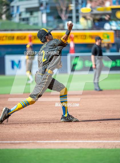 Thumbnail 2 in Mater Dei Catholic @ San Ysidro (Games @ Petco Park) photogallery.