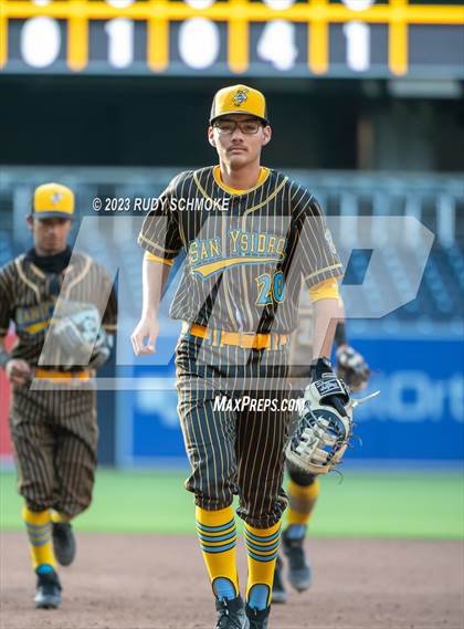 Thumbnail 2 in Mater Dei Catholic @ San Ysidro (Games @ Petco Park) photogallery.