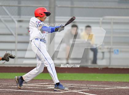 Thumbnail 1 in Cerritos @ Glenn photogallery.