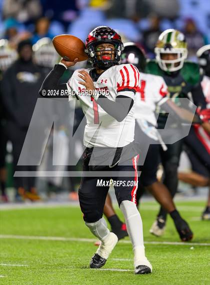 Thumbnail 1 in Northeastern vs. Monroe (NCHSAA 2A Final) photogallery.