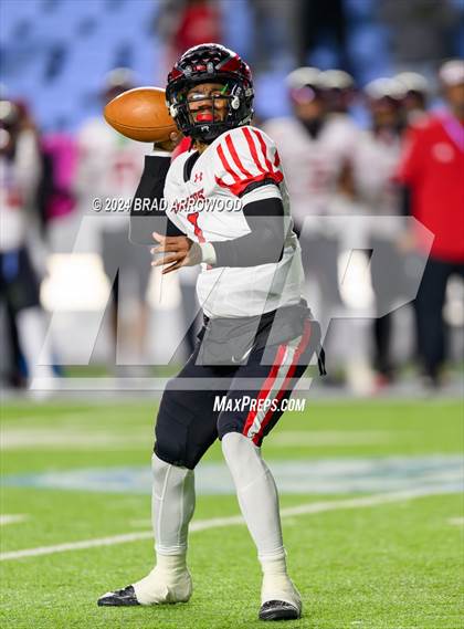 Thumbnail 3 in Northeastern vs. Monroe (NCHSAA 2A Final) photogallery.