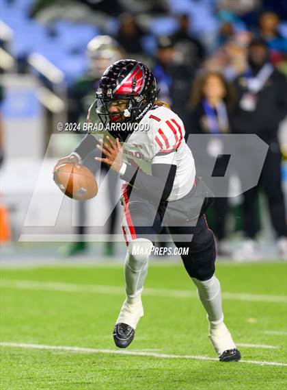 Thumbnail 1 in Northeastern vs. Monroe (NCHSAA 2A Final) photogallery.