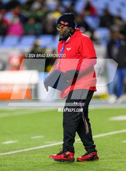 Thumbnail 1 in Northeastern vs. Monroe (NCHSAA 2A Final) photogallery.