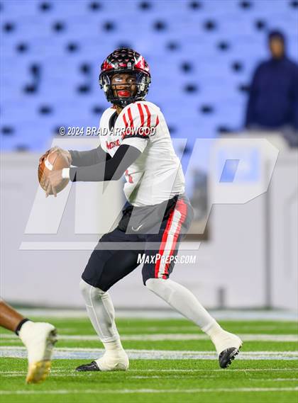 Thumbnail 1 in Northeastern vs. Monroe (NCHSAA 2A Final) photogallery.