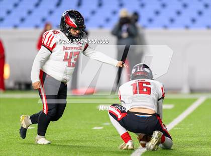 Thumbnail 1 in Northeastern vs. Monroe (NCHSAA 2A Final) photogallery.