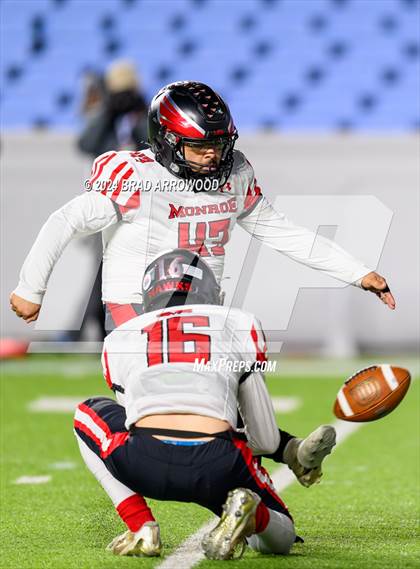 Thumbnail 2 in Northeastern vs. Monroe (NCHSAA 2A Final) photogallery.