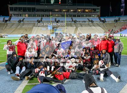 Thumbnail 1 in Northeastern vs. Monroe (NCHSAA 2A Final) photogallery.