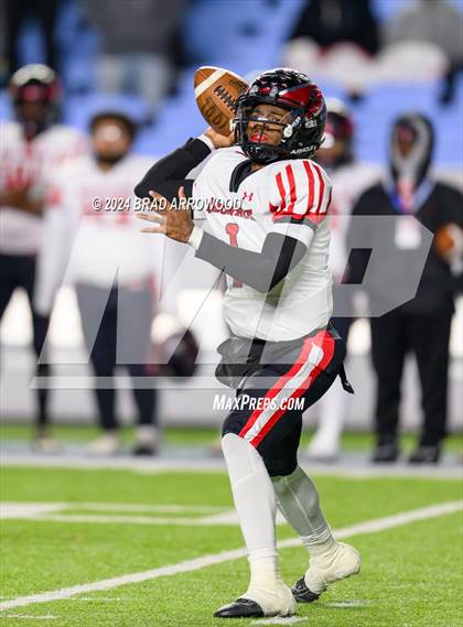 Thumbnail 3 in Northeastern vs. Monroe (NCHSAA 2A Final) photogallery.