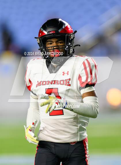 Thumbnail 1 in Northeastern vs. Monroe (NCHSAA 2A Final) photogallery.