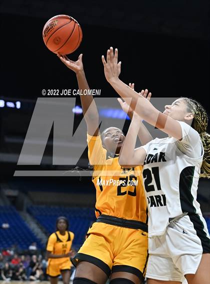 Thumbnail 1 in Cedar Park vs Memorial (UIL 5A State Final) photogallery.