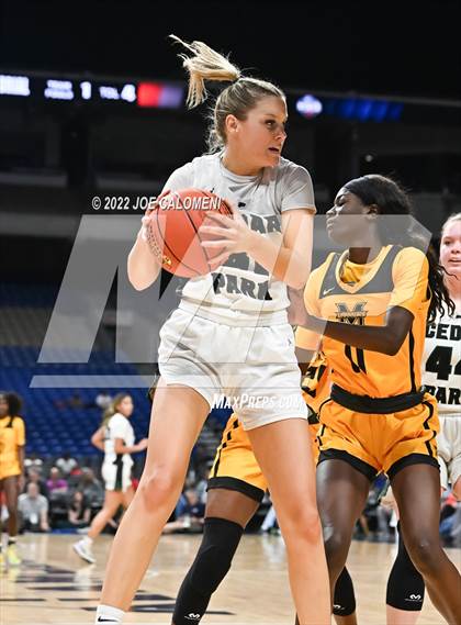 Thumbnail 1 in Cedar Park vs Memorial (UIL 5A State Final) photogallery.