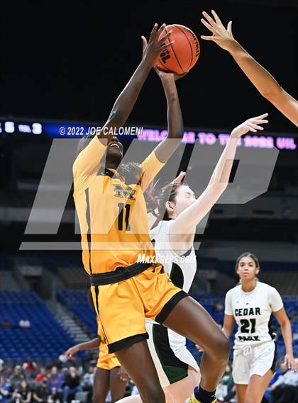 Thumbnail 3 in Cedar Park vs Memorial (UIL 5A State Final) photogallery.