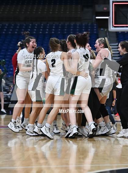 Thumbnail 2 in Cedar Park vs Memorial (UIL 5A State Final) photogallery.