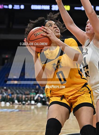 Thumbnail 2 in Cedar Park vs Memorial (UIL 5A State Final) photogallery.